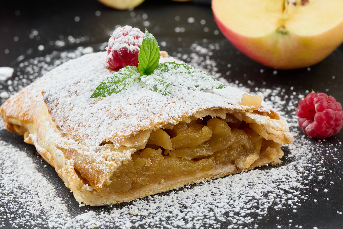     Какую выпечку приготовить на Рождество? Делимся тремя рецептами вкуснейших пирогов