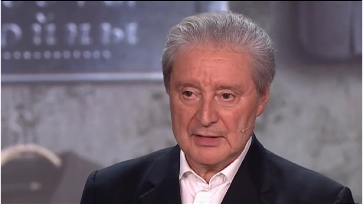 Народный артист РФ Вениамин Смехов