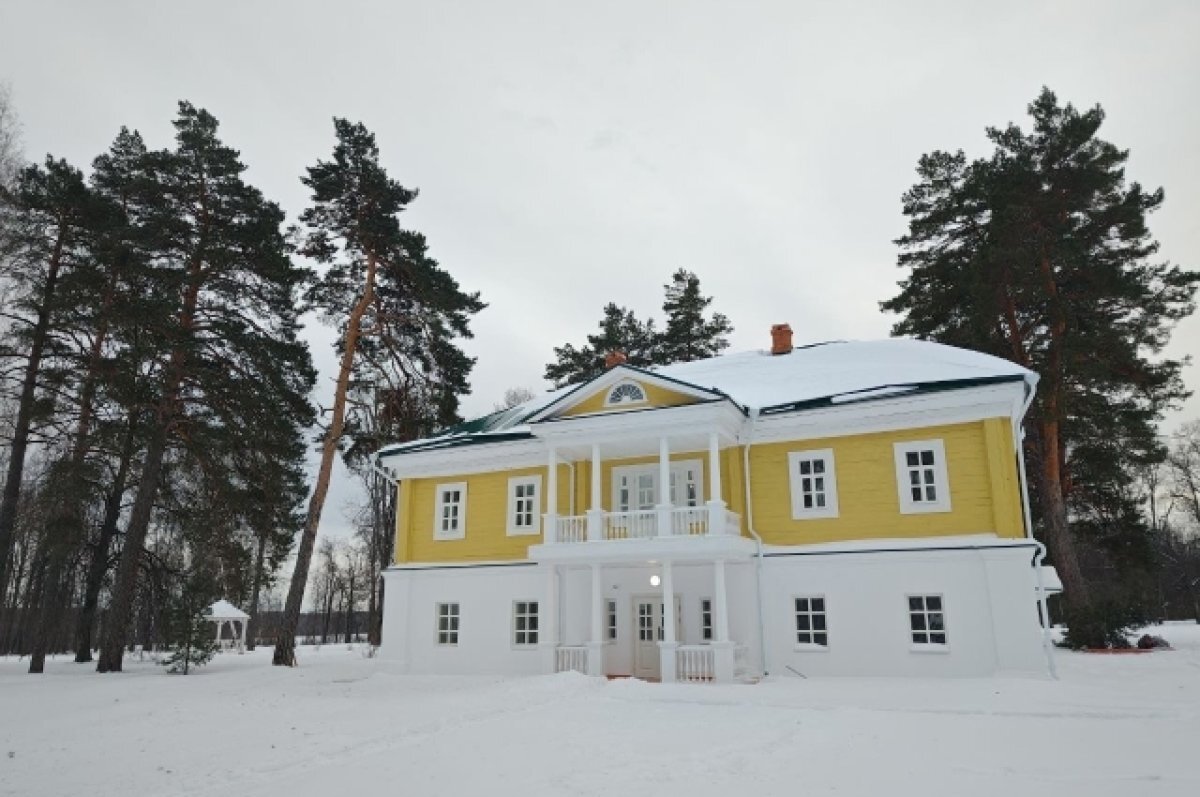    Реставрация главного дома усадьбы Пушкина завершена в Нижегородской области