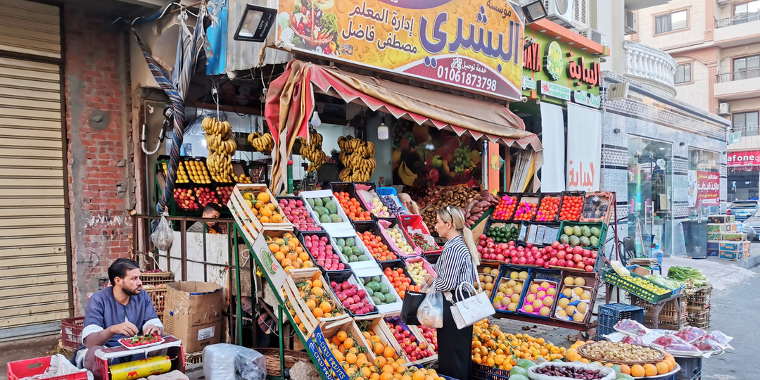 Какие фрукты и овощи продаются в Египте в декабре и сколько они стоят