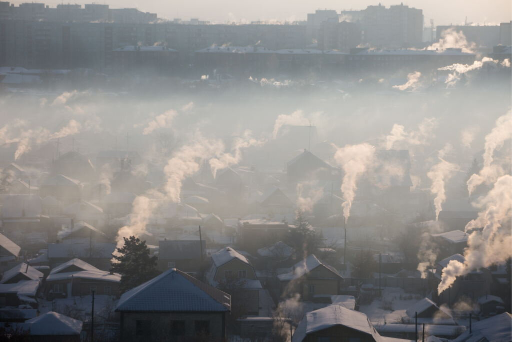 Воздух хакасии. Смог над городом. Смог в Абакане. Смог над Абаканом. Экология Хакасии.