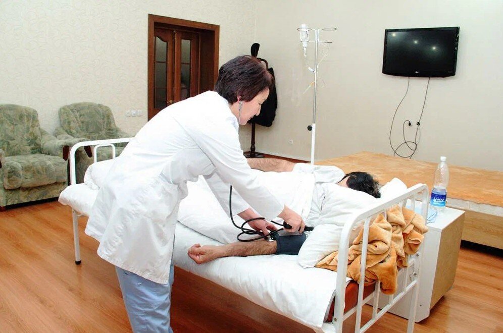 Наркология реабилитация. Лечение наркомании тайм клиник. Наркологический реабилитационный центр. Наркологическая клиника. Центр реабилитации реклама.