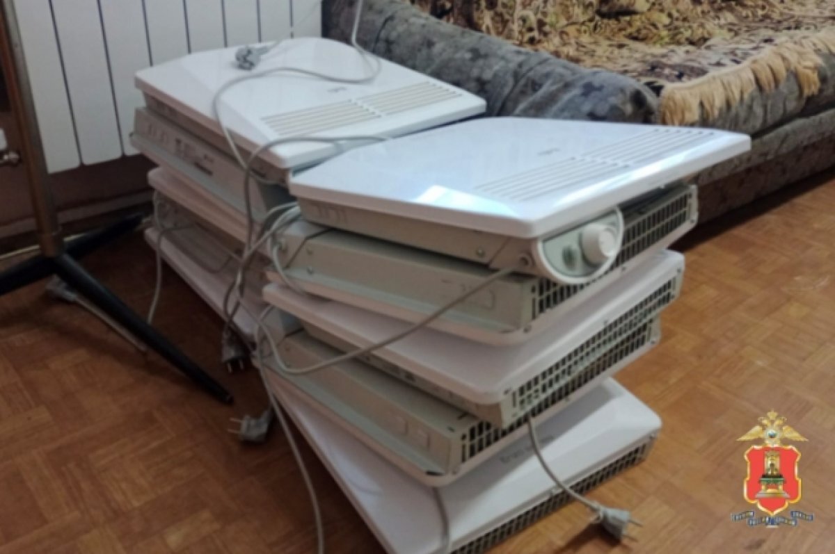    В Твери из подъезда многоквартирного дома украли 10 электрообогревателей