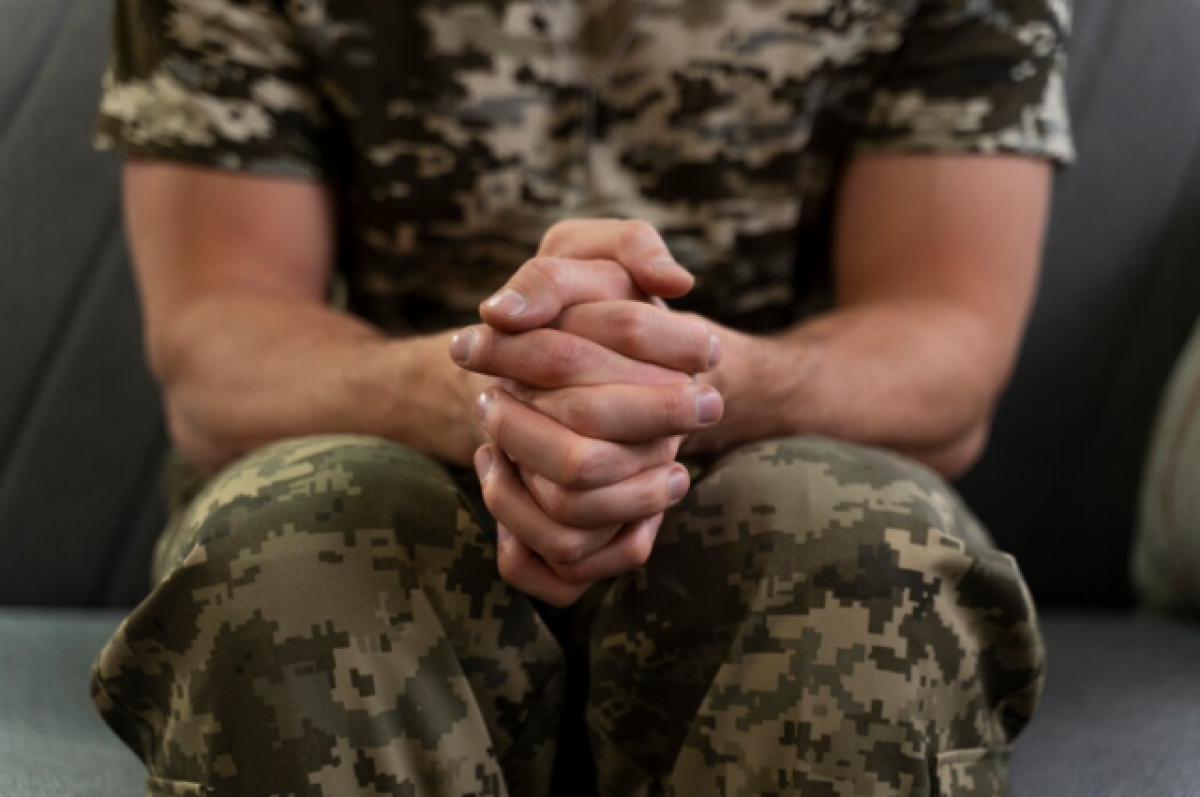    Заселиться в гостиницу военнослужащий может только по паспорту.