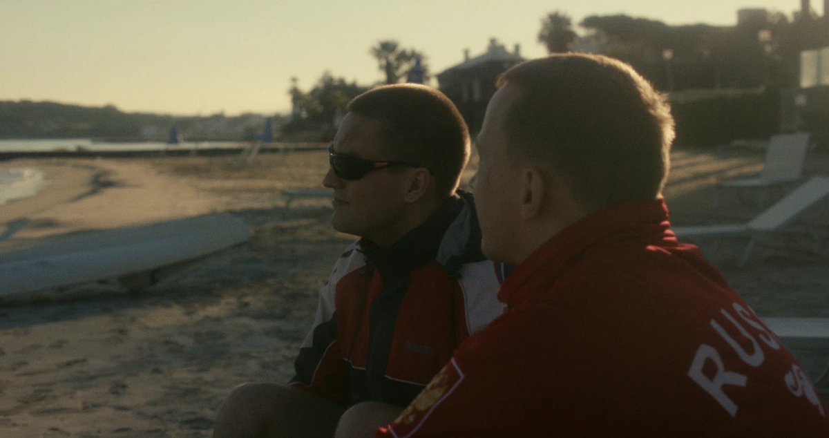 Кадр из фильма "Крецул": https://www.kinopoisk.ru/film/2000120/