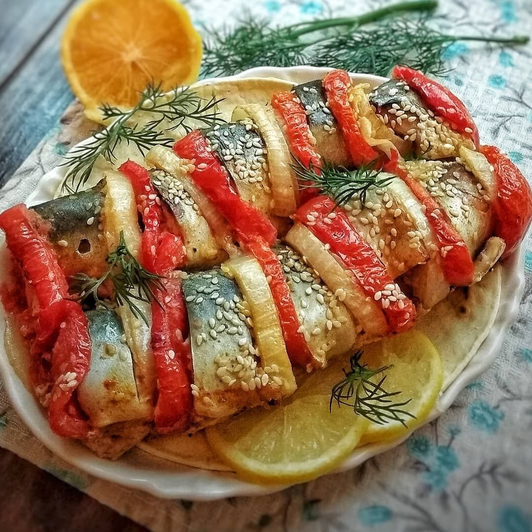 скумбрия с овощами рыбный стандартъ 1. щуку на скумбрию. платанная скумбрия. рыба фаршированная (судак, щука). скумбрия на новый год рецепты.