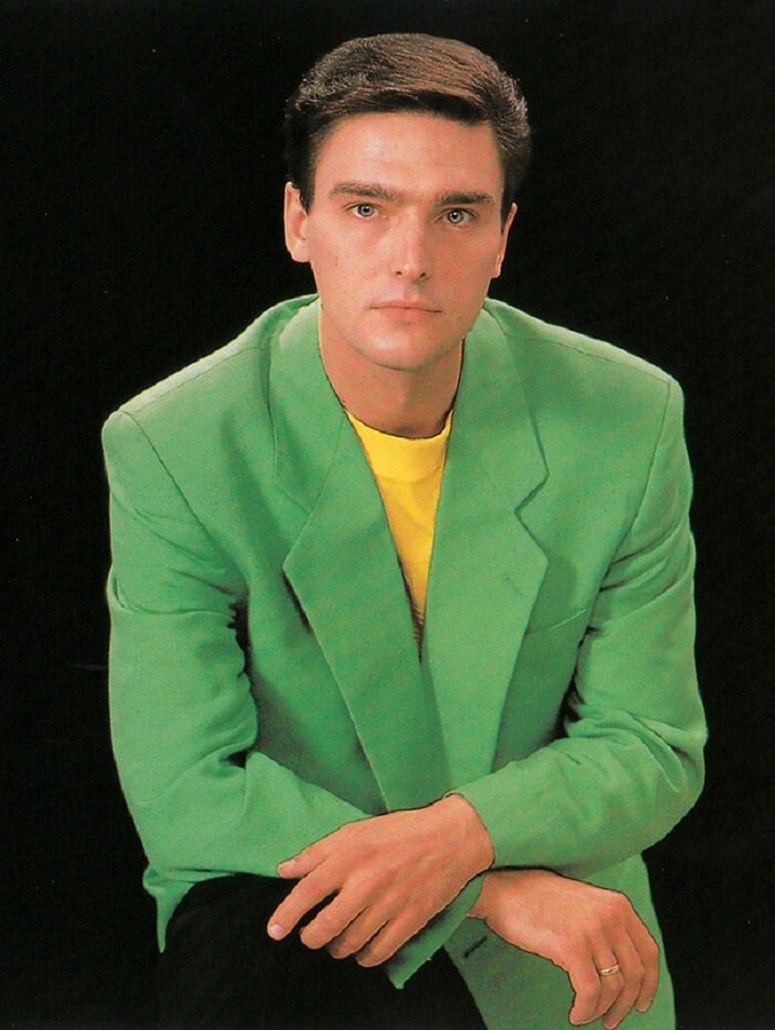 державин лысый. держав певец. держав певец. держав певец. держав певец.