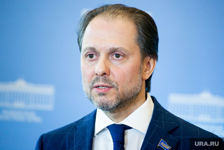    Владимир Сысоев получил Почетную грамоту от Заксобрания ЯНАО