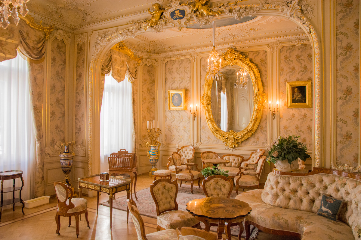 Grand staircase on the second floor of the Yussuppov Palace in Saint Petersburg 