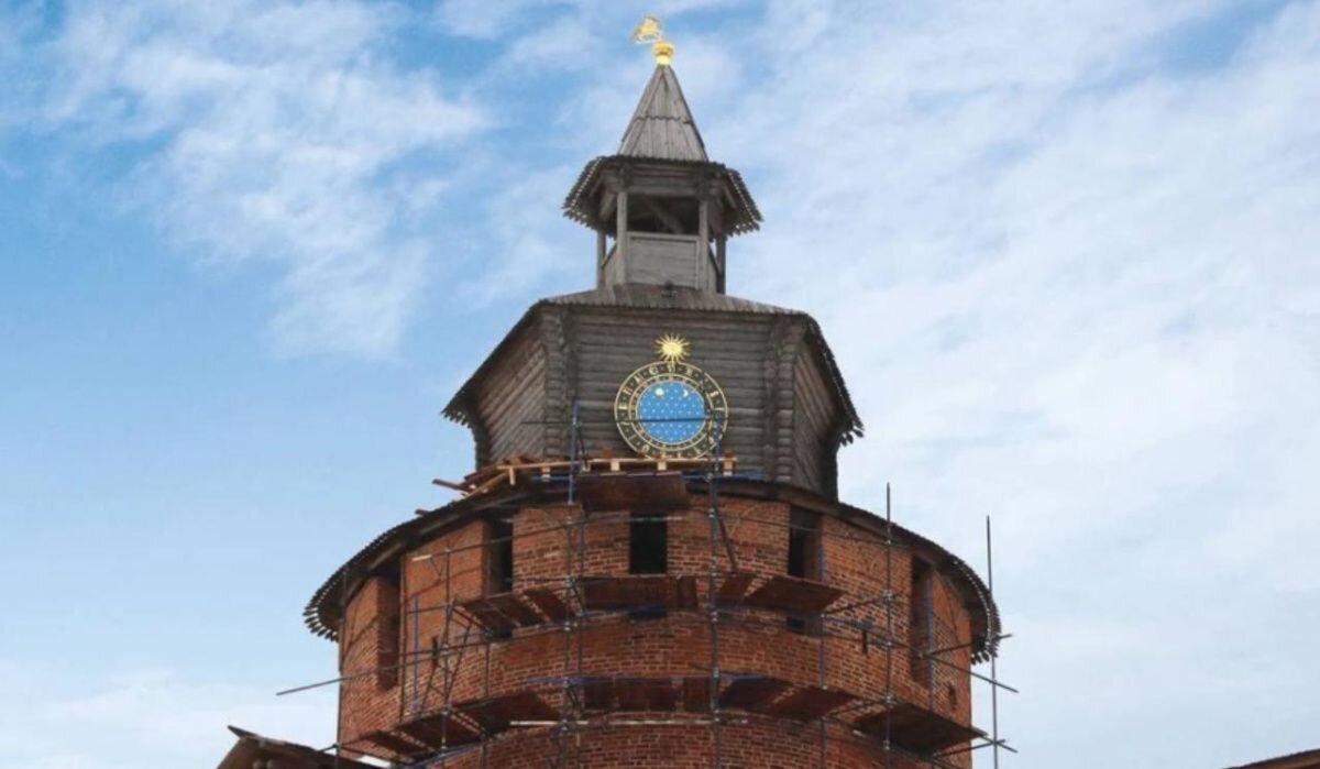     Часы XVI века на башне Нижегородского кремля. Источник: nnov.kp.ru Автор фото: Глеб Никитин