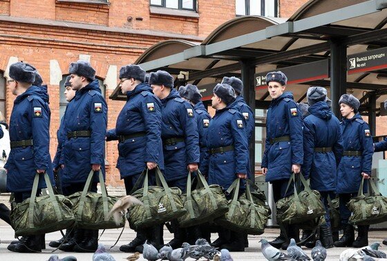    Призывники на сборном пункте Военного комиссариата