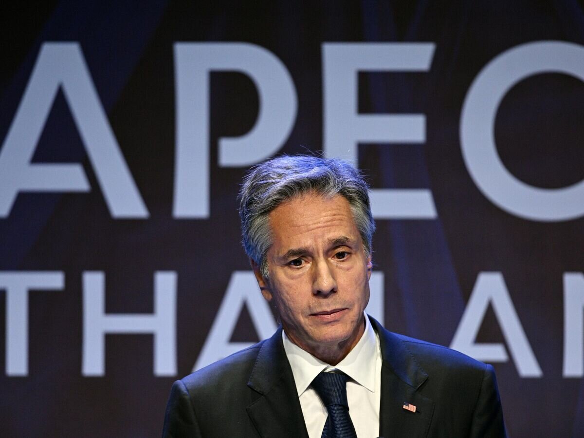    Государственный секретарь США Энтони Блинкен выступает перед началом саммита АТЭС в Бангкоке© РИА Новости / Рамиль Ситдиков