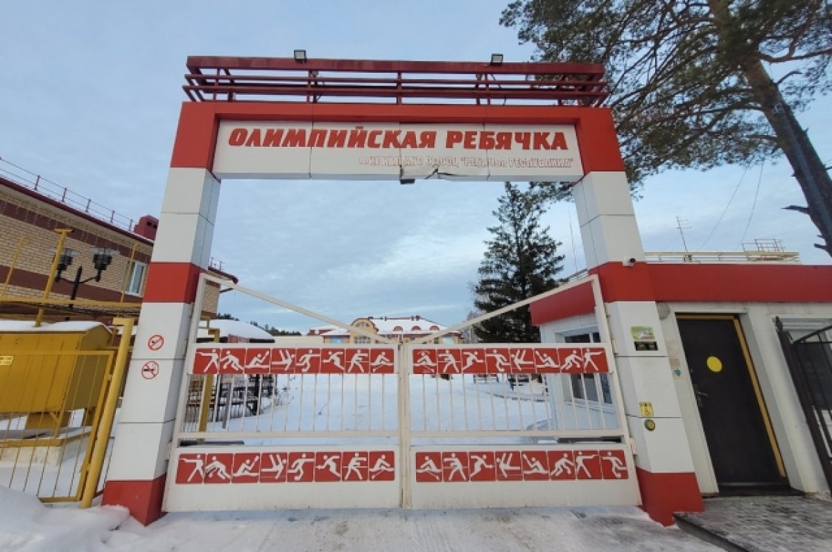    Мать девочки, умершей в поезде, винит в ее смерти руководство лагеря