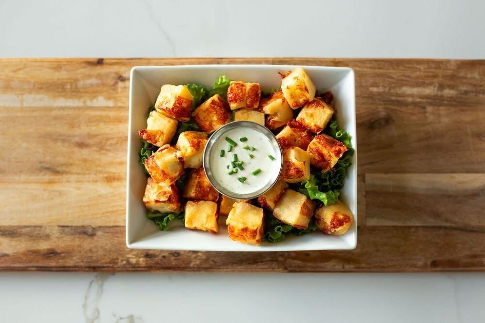 Фото Water's Edge Cheese Curds