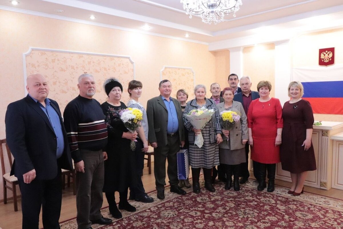    В Курской области супруги Курловы, Кореневские и Беломестные отметили 50-летие совместной жизни