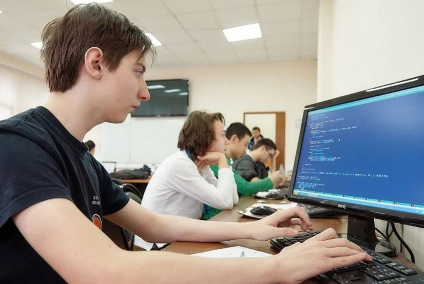 Как создать свое первое веб-приложение с нуля | IT-Навигатор | Дзен