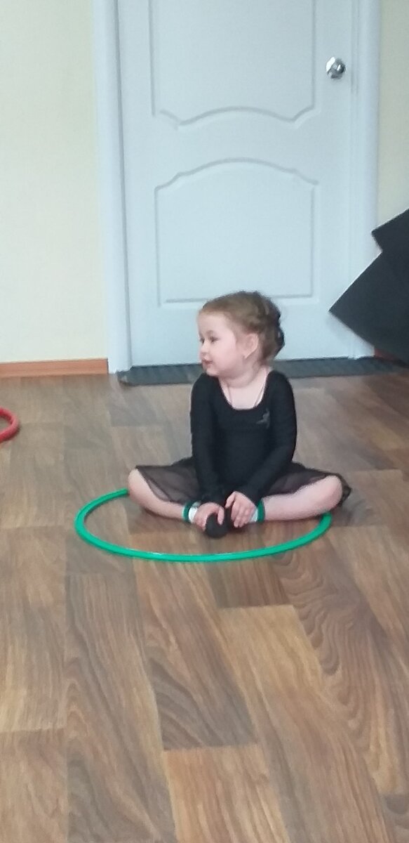 Здесь ей 2,5 года. 