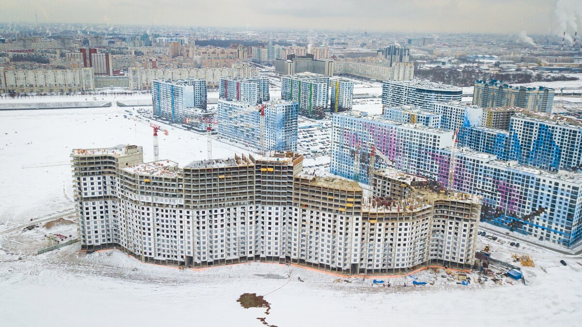 Новостройки в западной части Санкт-Петербурга