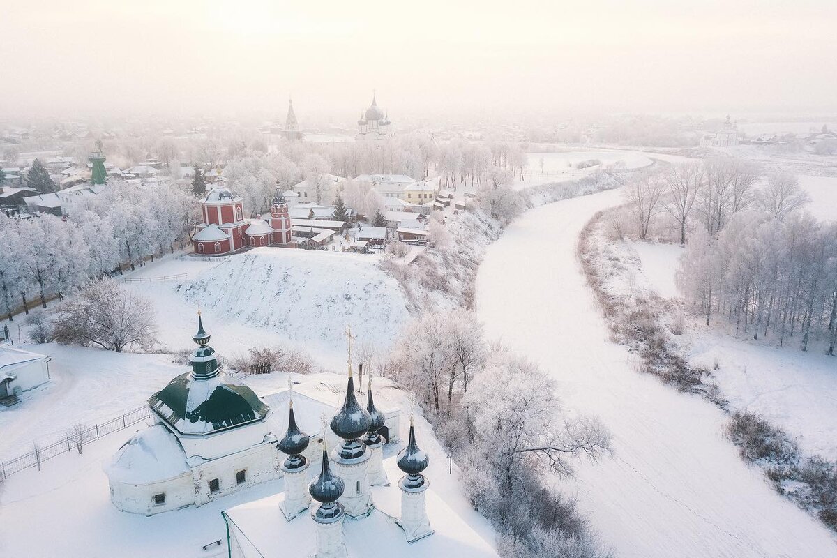    Фото: Андрей Белавин, Ольга Виданова, Ямской двор, архивы пресс-служб Юлия Захарова