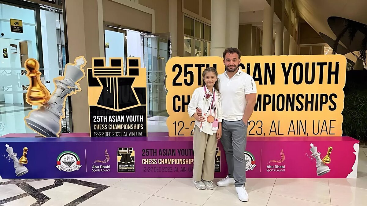     Школьница Кристина Завиваева из Нижегородской области одержала победу на чемпионате Азии по шахматам. Девочке удалось завоевать золотую медаль. О ее победе рассказал глава региона Глеб Никитин в личном Telegram-канале.
