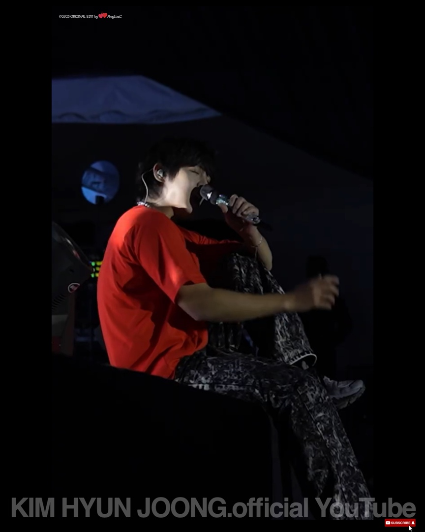 Листайте галерею.