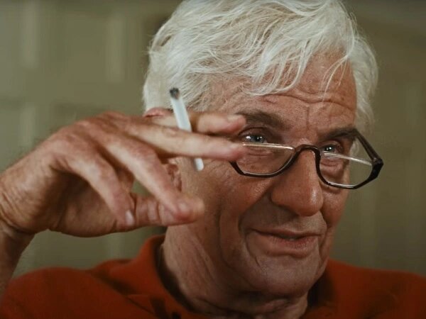 Брэдли Купер в роли Леонарда Бернстайна. Сцена, которой начинается и заканчивается фильм