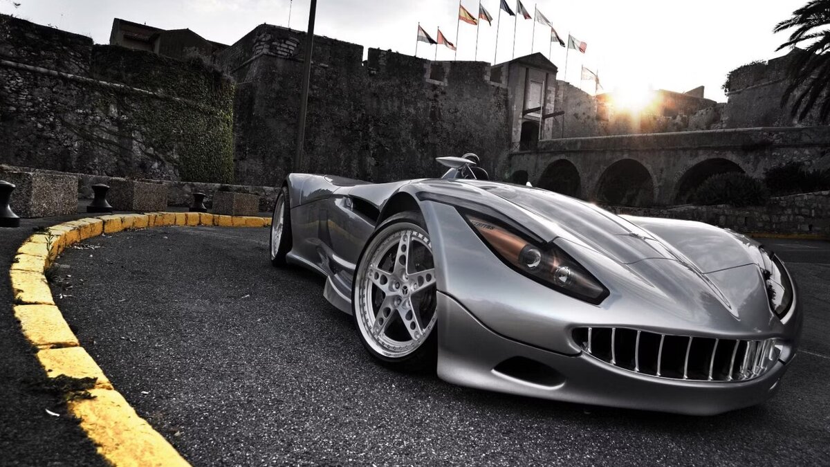 Интересные факты о модели