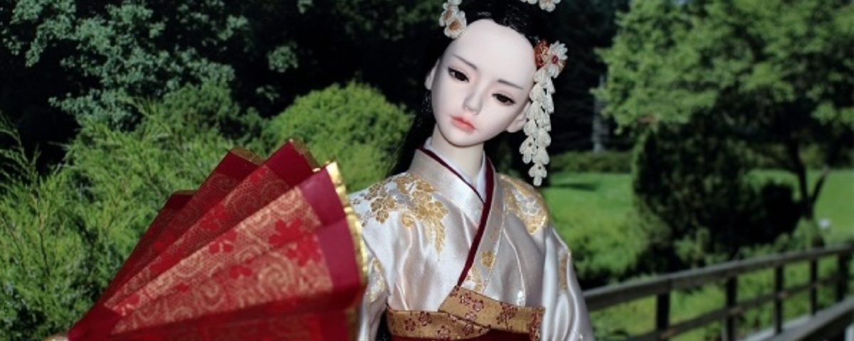 Замаскированная японка, аки школьница из твоего микрорайона