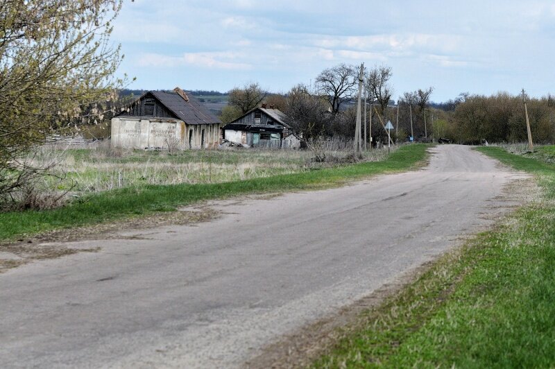 В честь него названа деревня расположенная