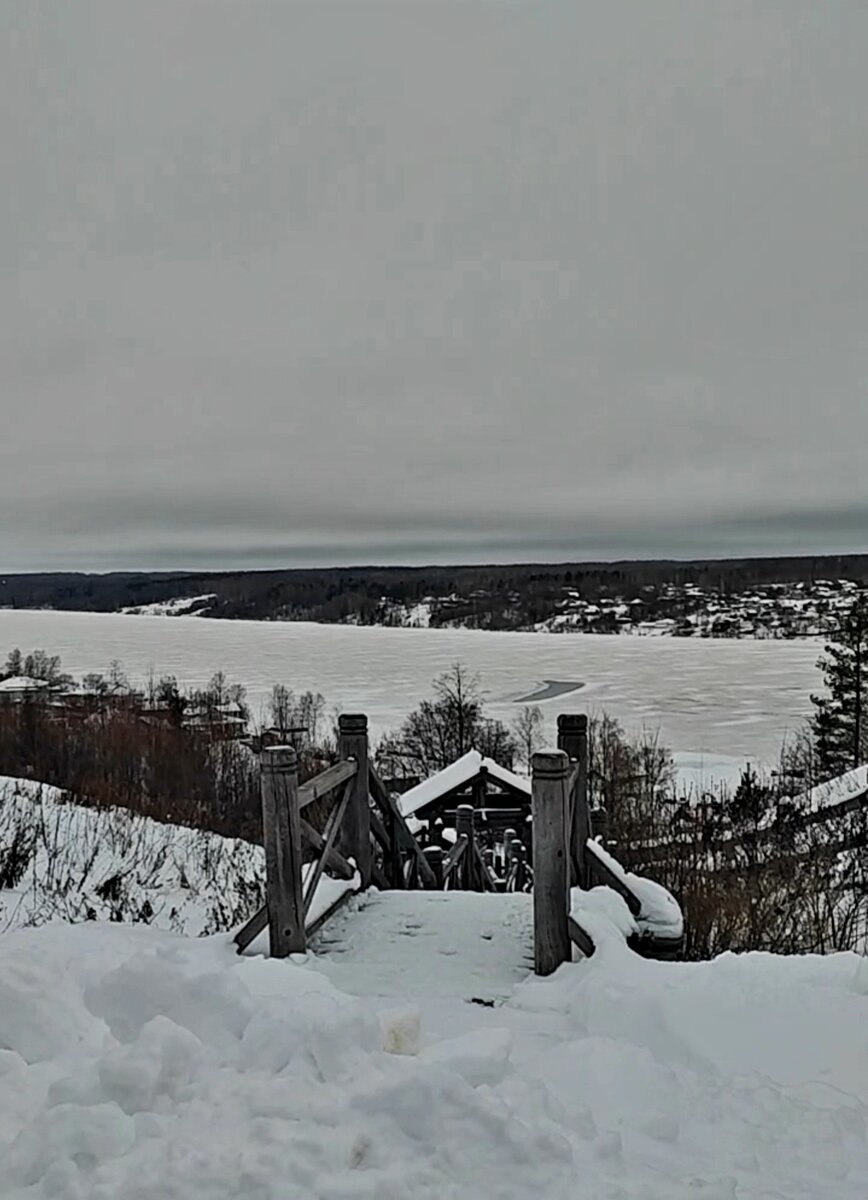 Плёс. Вид на Волгу с горы Левитана. Фото автора. 