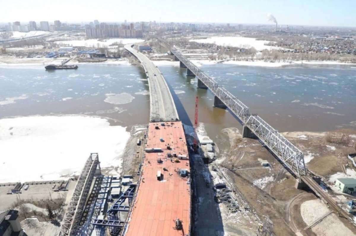    Группа «ВИС» заявила, что 4 мост в Новосибирске хотят достроить в 2024 году