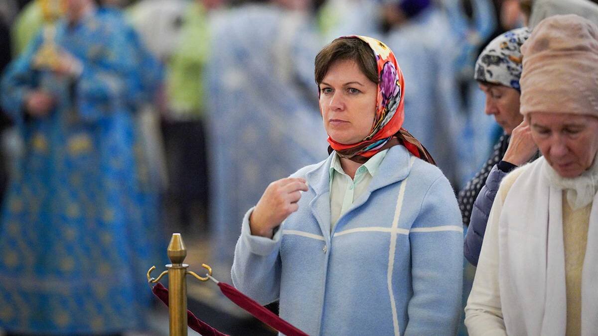 Как правильно креститься православным дома и в церкви | Вечерняя Москва ...