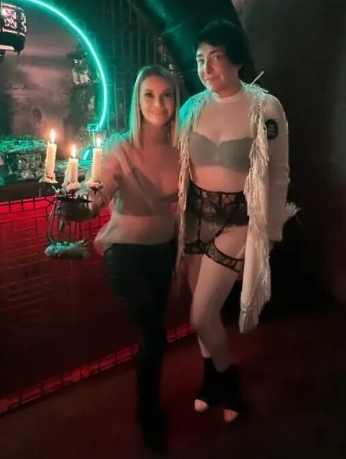 ню лолитки $ HUDOGNIK.net