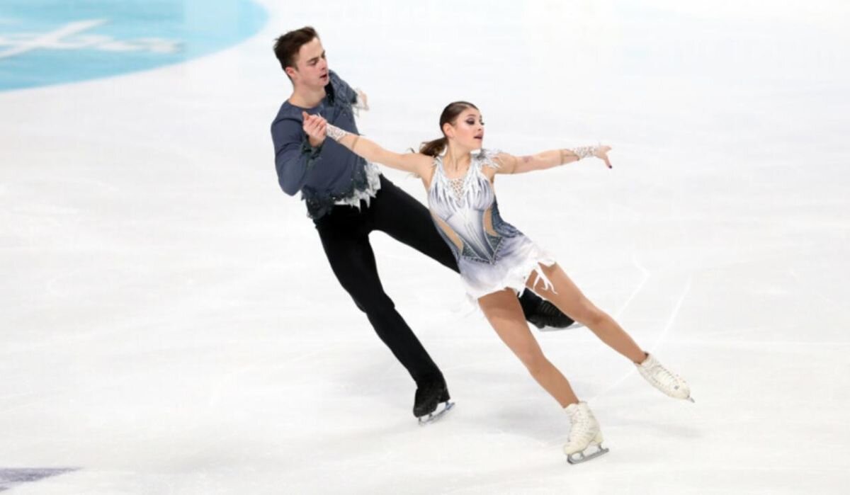     Георгий Куница и Алёна Косторная Источник: news.sportbox.ru Автор фото: Дмитрий Челяпин