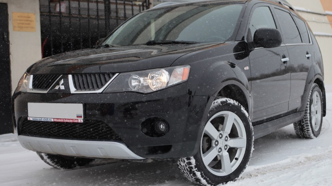 Аутлендер хл компрессор. Mitsubishi Outlander XL 2.4 2008. Аутлендер ХЛ 2.4 2008. Mitsubishi Outlander XL 3.0. Мицубиси Аутлендер ХЛ 2.4 2008.