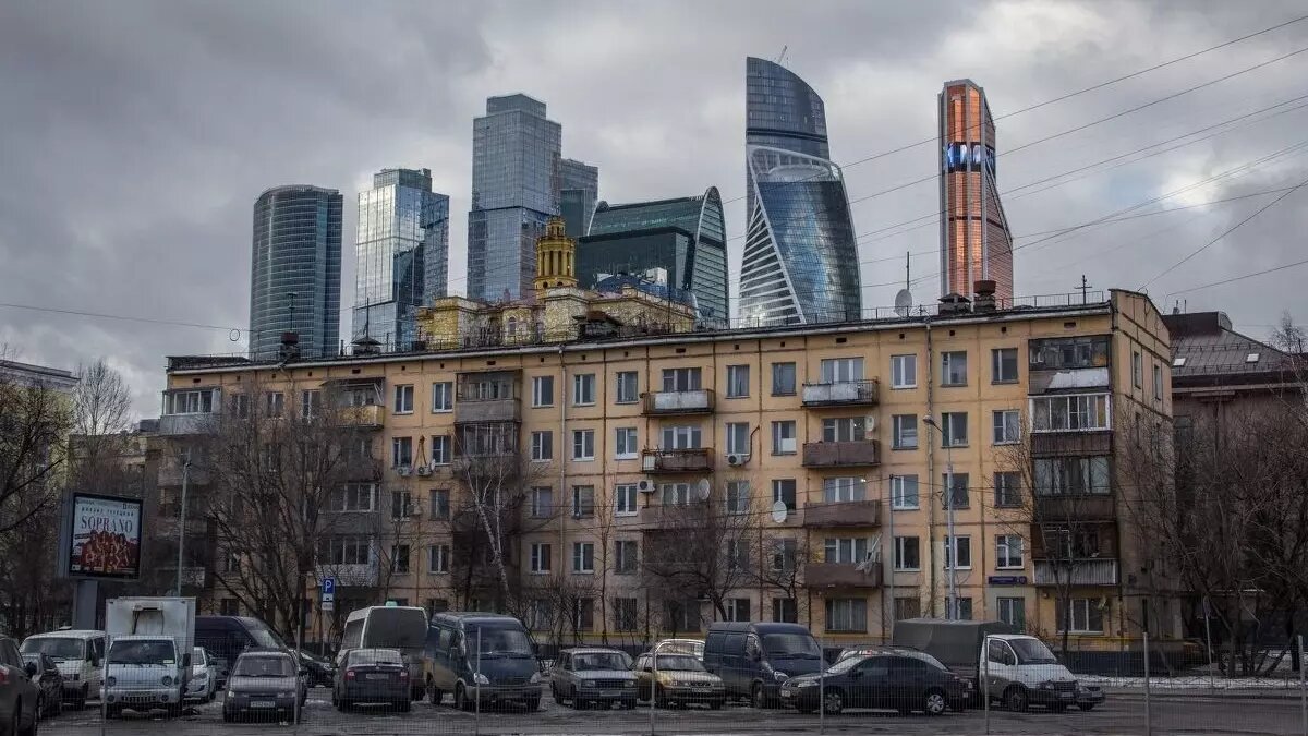 По мнению экспертов, после новых мер востребованы будут в первую очередь дешевые квартиры на рынке вторичного жилья. Фото: bangkokbook.ru