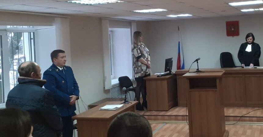 Осужденного взяли под стражу в зале суда