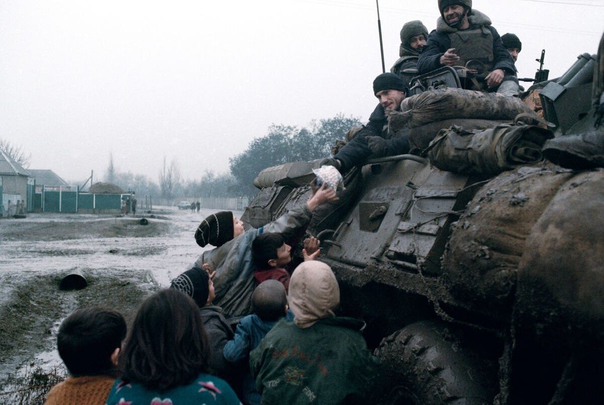 Почему военным страшно. 1 Января 1995 штурм Грозного. Чечня солдат 1995 Грозный. Штурм Грозного 1995 солдаты.