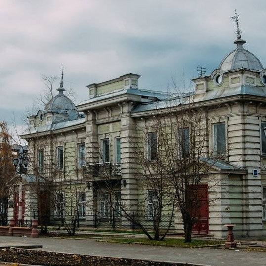 Дача известного архитектора Владимира Рассушина в Усолье-Сибирском вошла в интерактивную карту проекта «Архитектурный перископ». Как сообщают организаторы, совместный проект соцсети «Одноклассники» фонда «Внимание» посвящен разрушающимся памятникам зодчества.