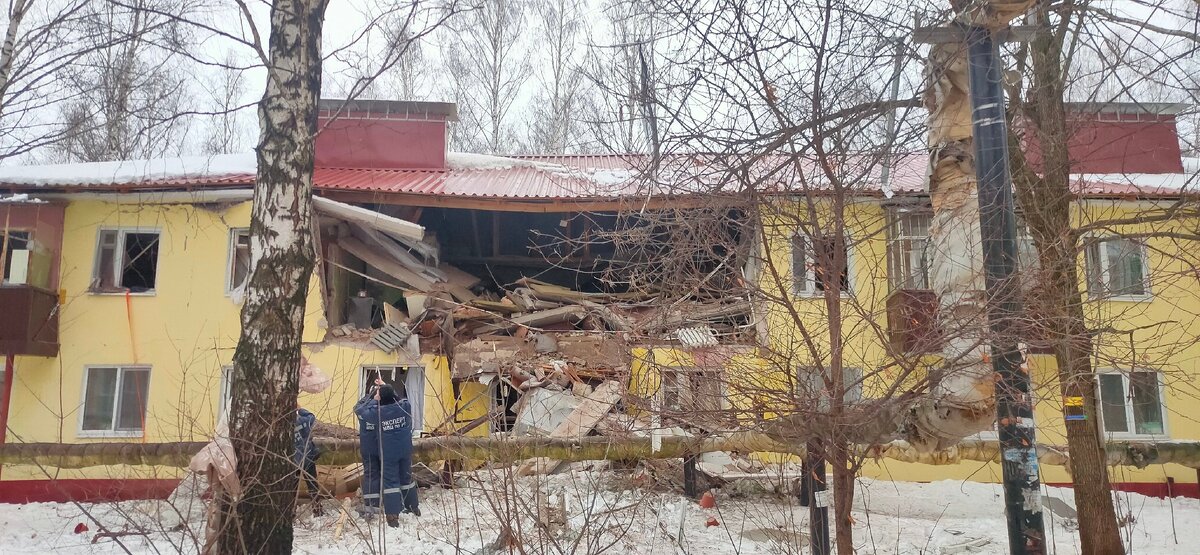 Они трахаются на улице за деньги - порно видео на ремонт-подушек-безопасности.рф