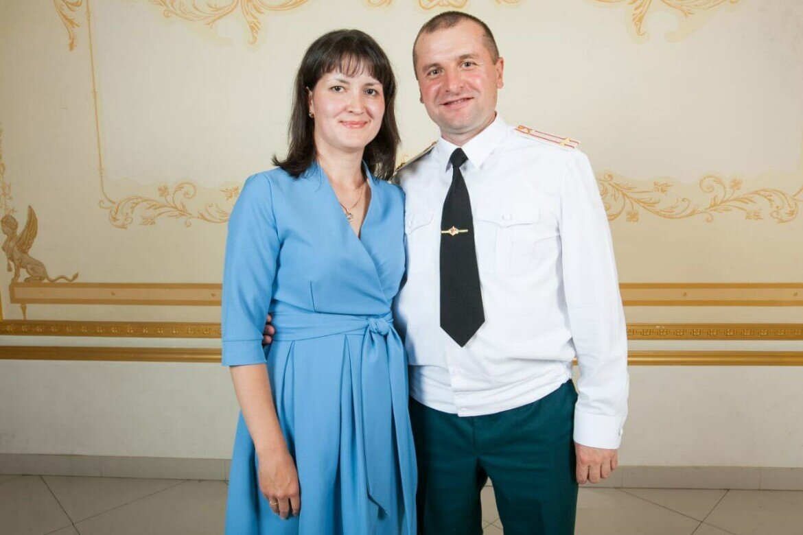 ​Супруга героя – Резеда Гатауллина рассказала о жизни и подвиге мужа, она хочет, чтобы о нем узнали и память о нем жила в сердцах людей. Фото: предоставлено Резедой Гатауллиной