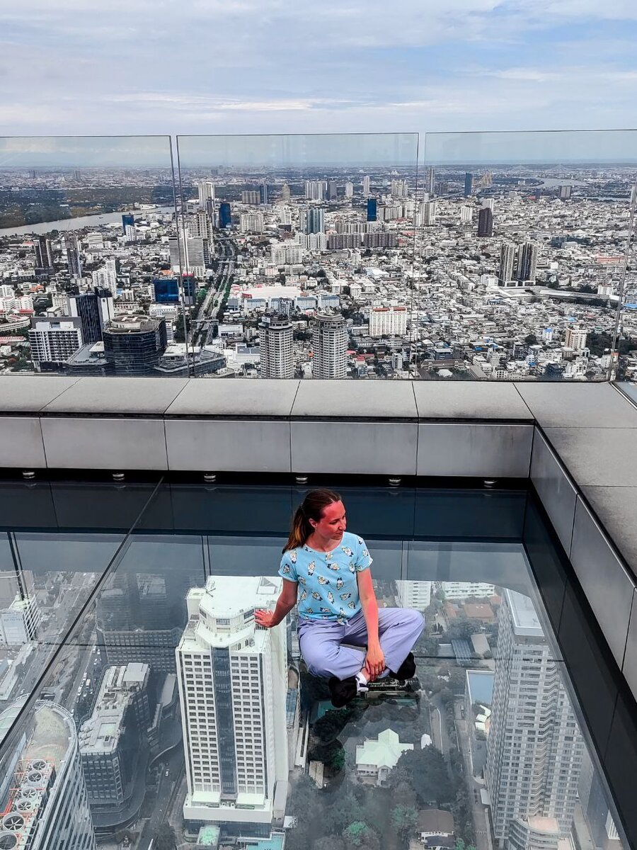 Прозрачный пол не для тех, кто боится высоты