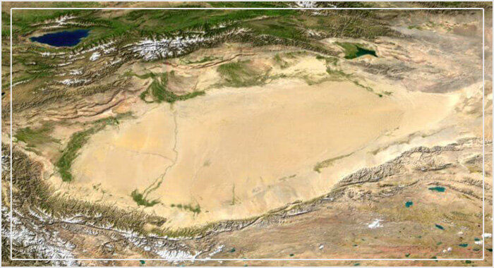  Таримская впадина из космоса.