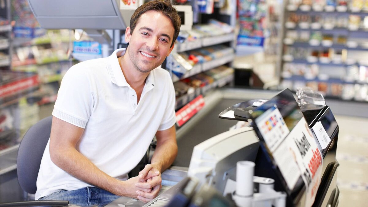 зарплата кассира. приглашаем на работу реклама. продавец грузчик. кассир торгового зала. продавец в строительном магазине.