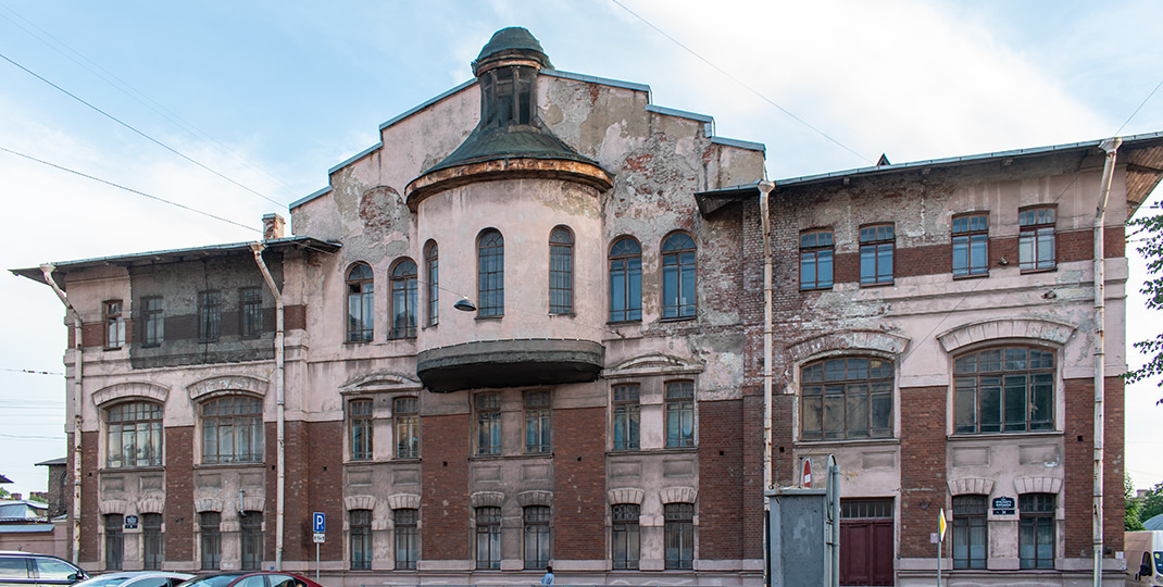 Пешком по городу. Главный корпус комплекса Санкт‑Петербургской бригады пограничной стражи