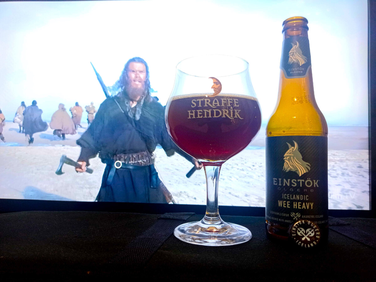 Icelandic Wee Heavy в бокале. Фото автора