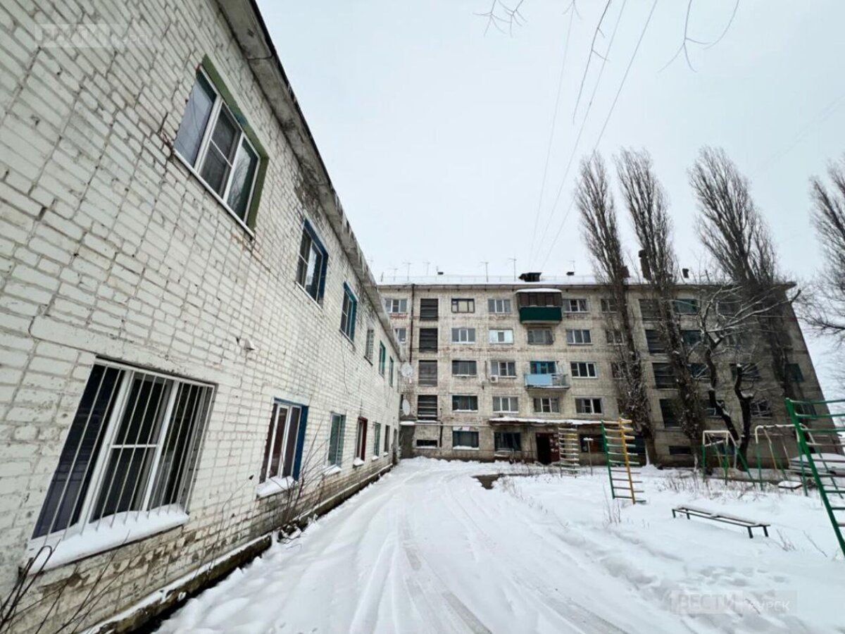    В Курске жильцы общежитий на Литовской жалуются на жару и пар