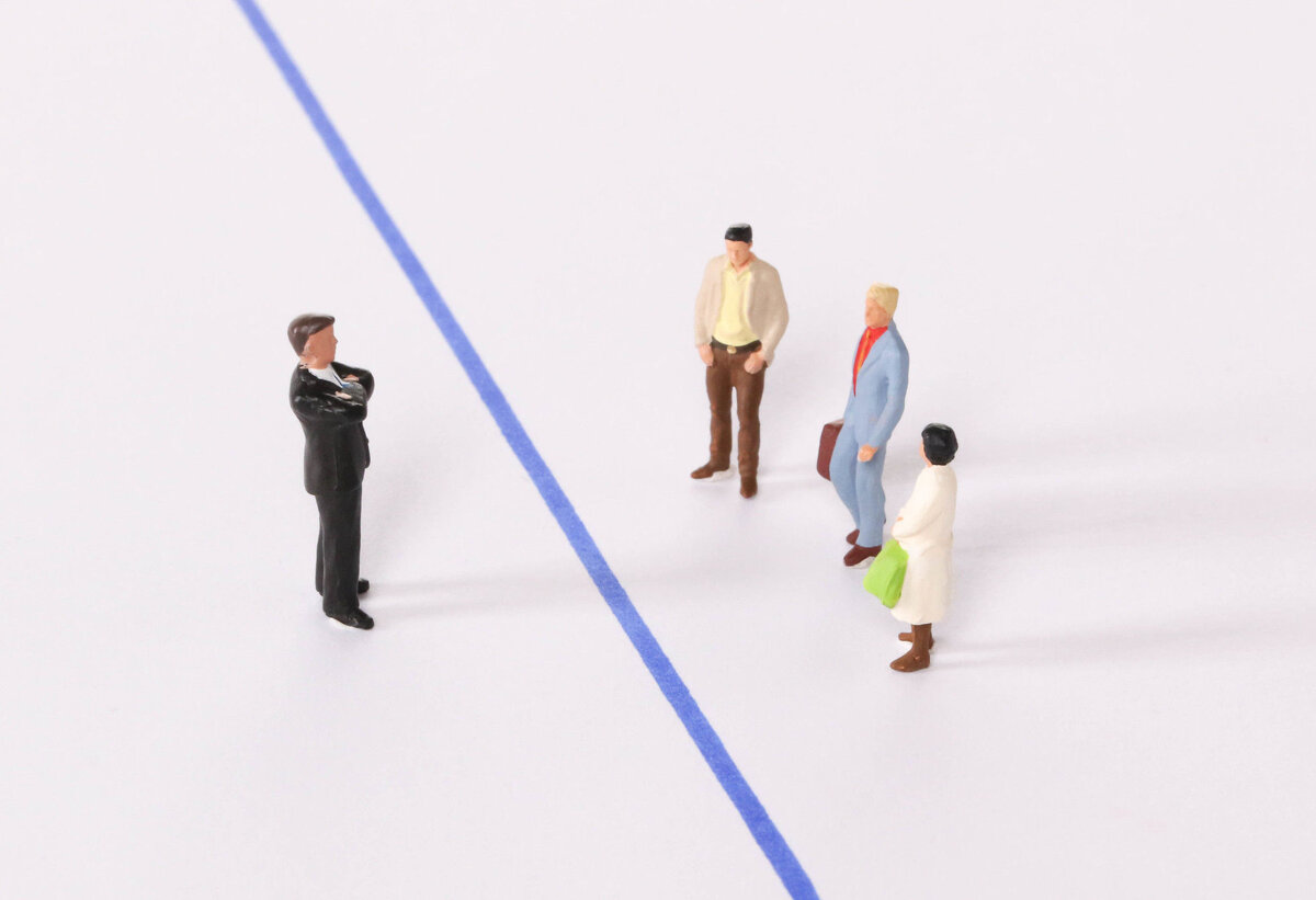 ленивый сотрудник. контроль над своими эмоциями. новичок в коллективе. люди хотят порядка. креативный работник.