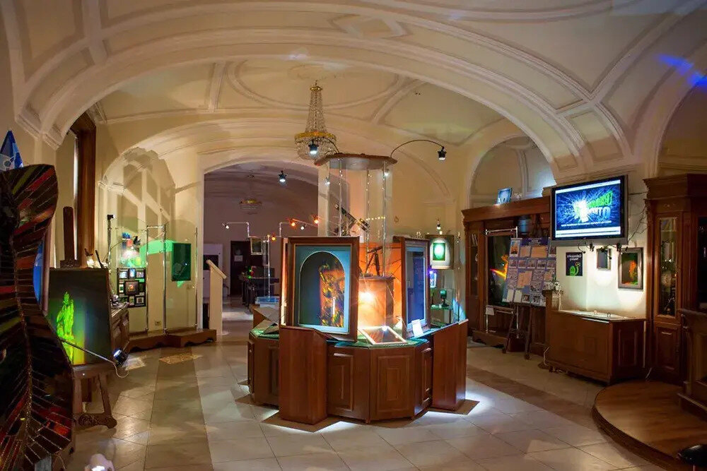 биржевая линия 14 музей оптики. музей оптики итмо в санкт-петербурге. биржевая линия 14 музей оптики санкт петербург. оптический музей санкт-петербург. санкт-петербург биржевая линия 14 музей оптики.