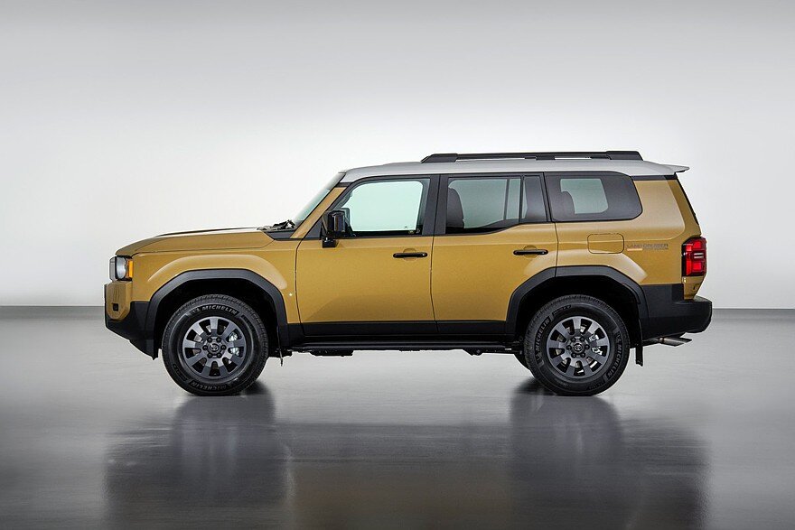    Toyota Land Cruiser Prado First Edition